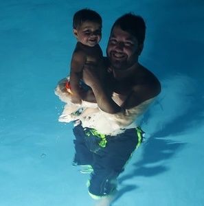 Meet your Posher, Chris